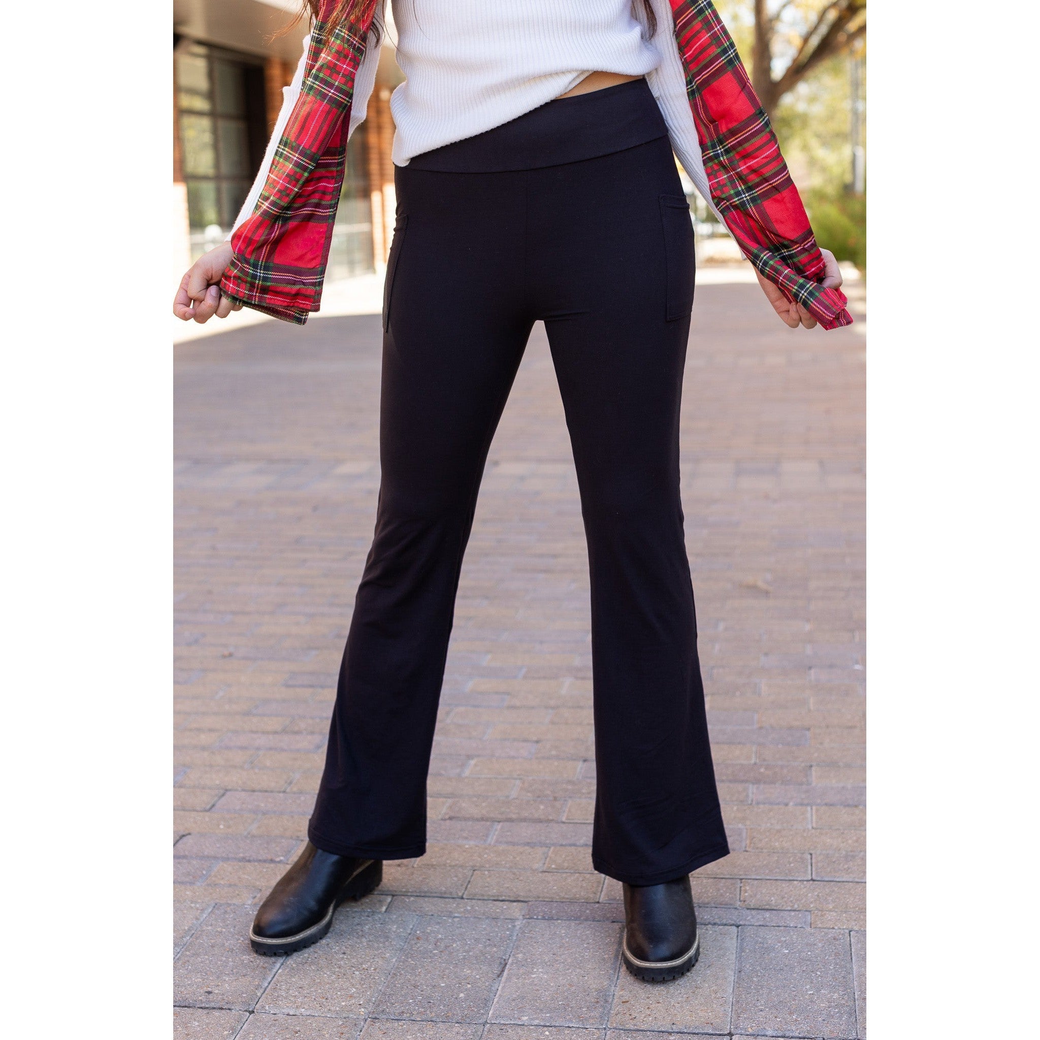 Ready to Ship | The Vanessa - 30 inch Black Bootcut Leggings